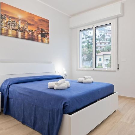 Ferienwohnung Modern Flat 250 Mt From The Sea - Albissola Marina Exterior foto