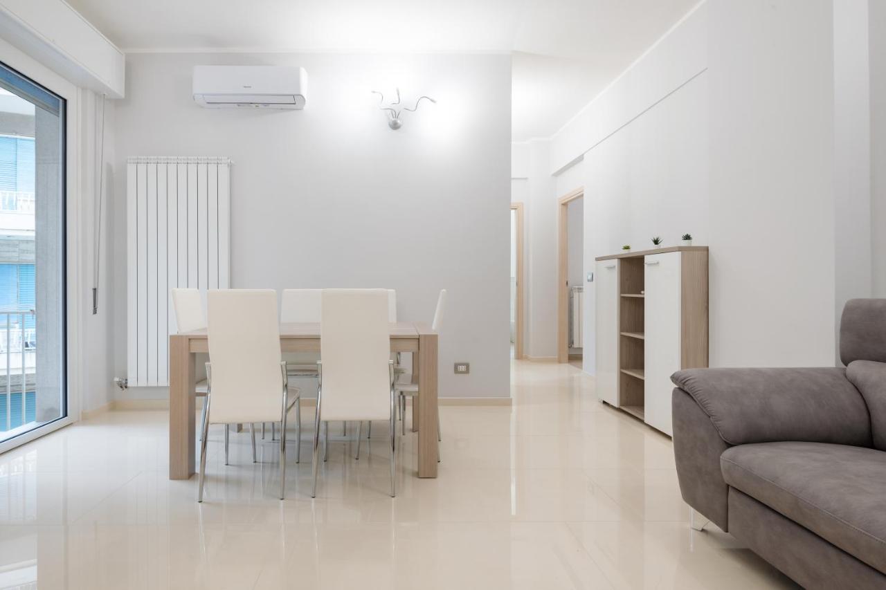 Ferienwohnung Modern Flat 250 Mt From The Sea - Albissola Marina Exterior foto